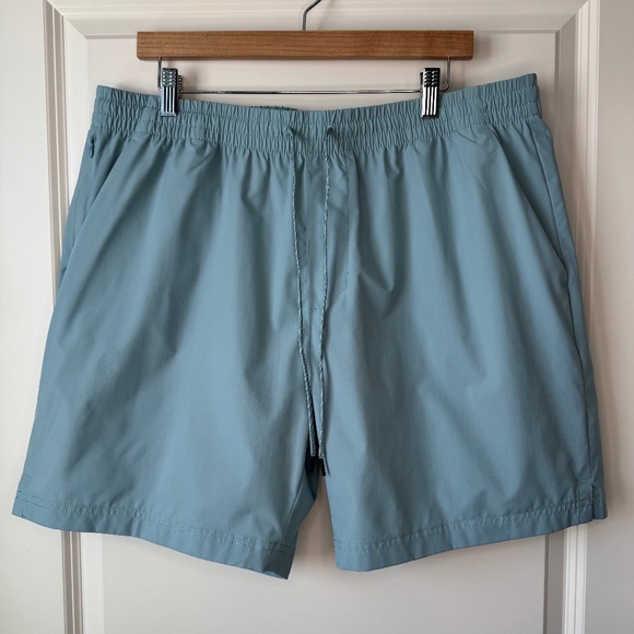 J.Crew 6" tech dock short - Size XL - Picture 1 of 5